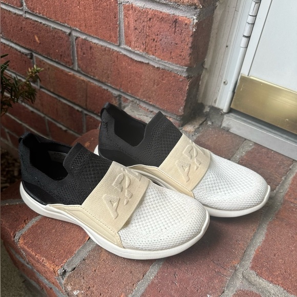 APL Techloom Bliss Sneakers - Picture 8 of 10